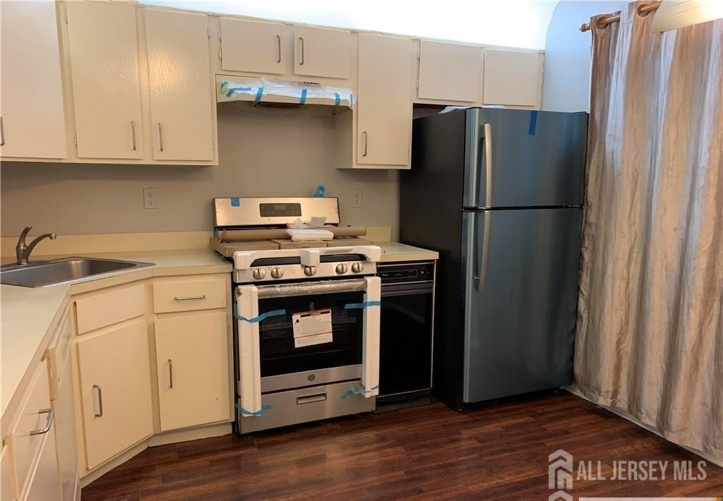 536 Manchester Court - Photo 5