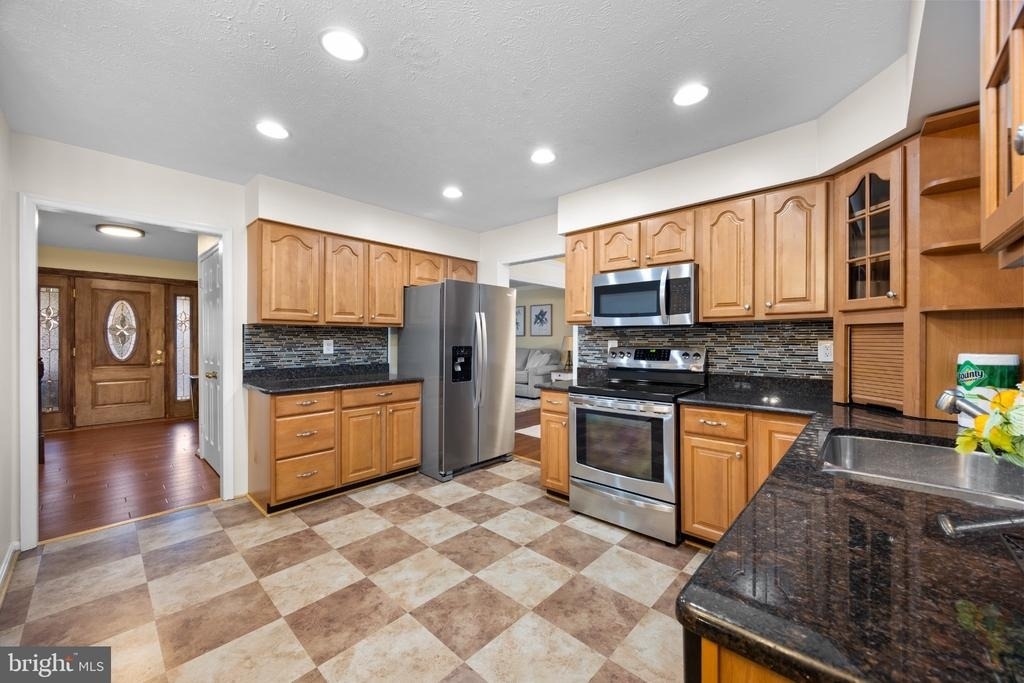 203 Markwood Drive - Photo 8
