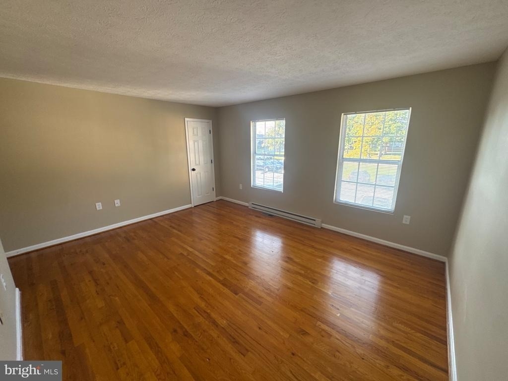 217 Buckingham Drive - Photo 4