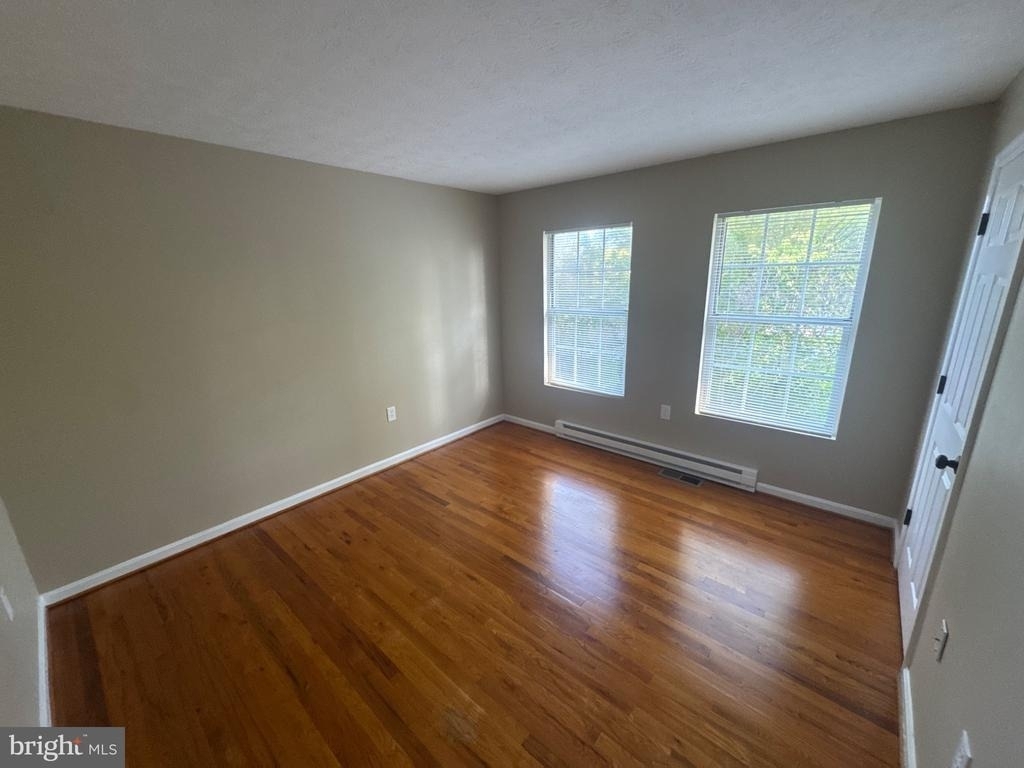 217 Buckingham Drive - Photo 2