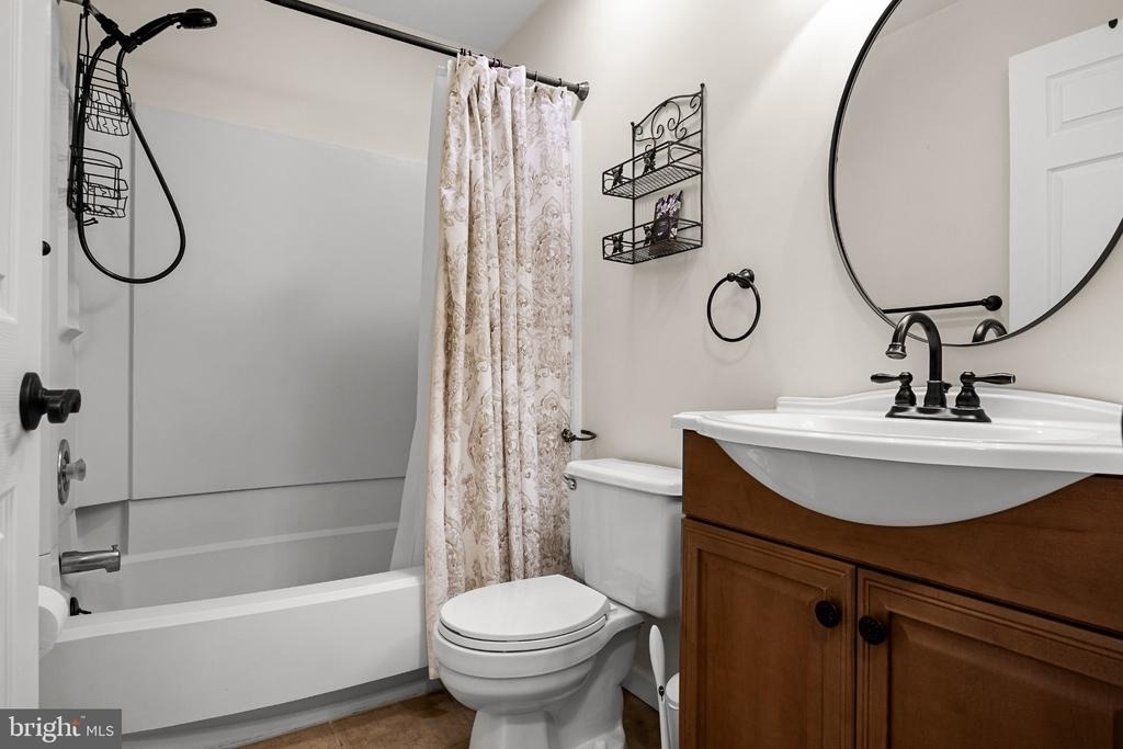 1108 Maresfield Court - Photo 14