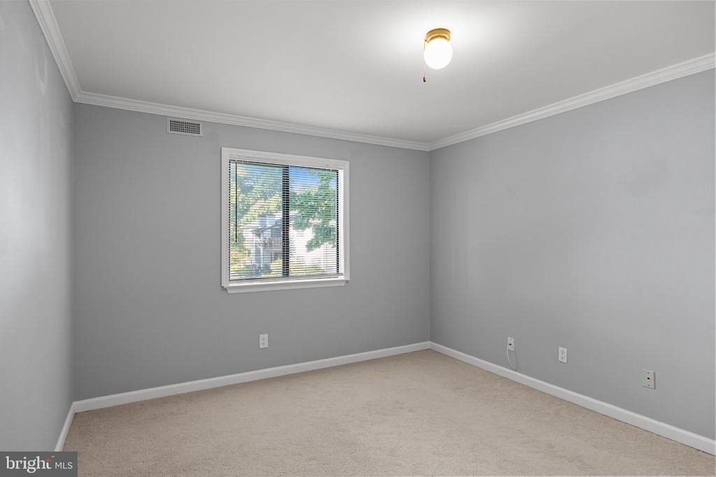 1108 Maresfield Court - Photo 10