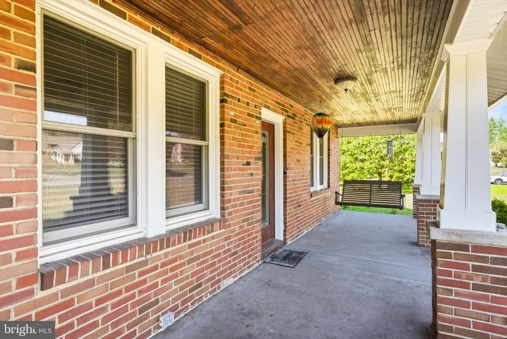 4762 Linthicum Road - Photo 1