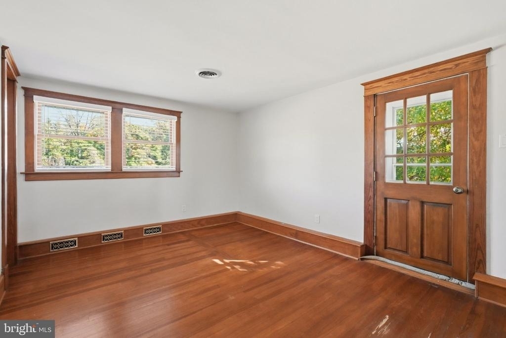 4762 Linthicum Road - Photo 21