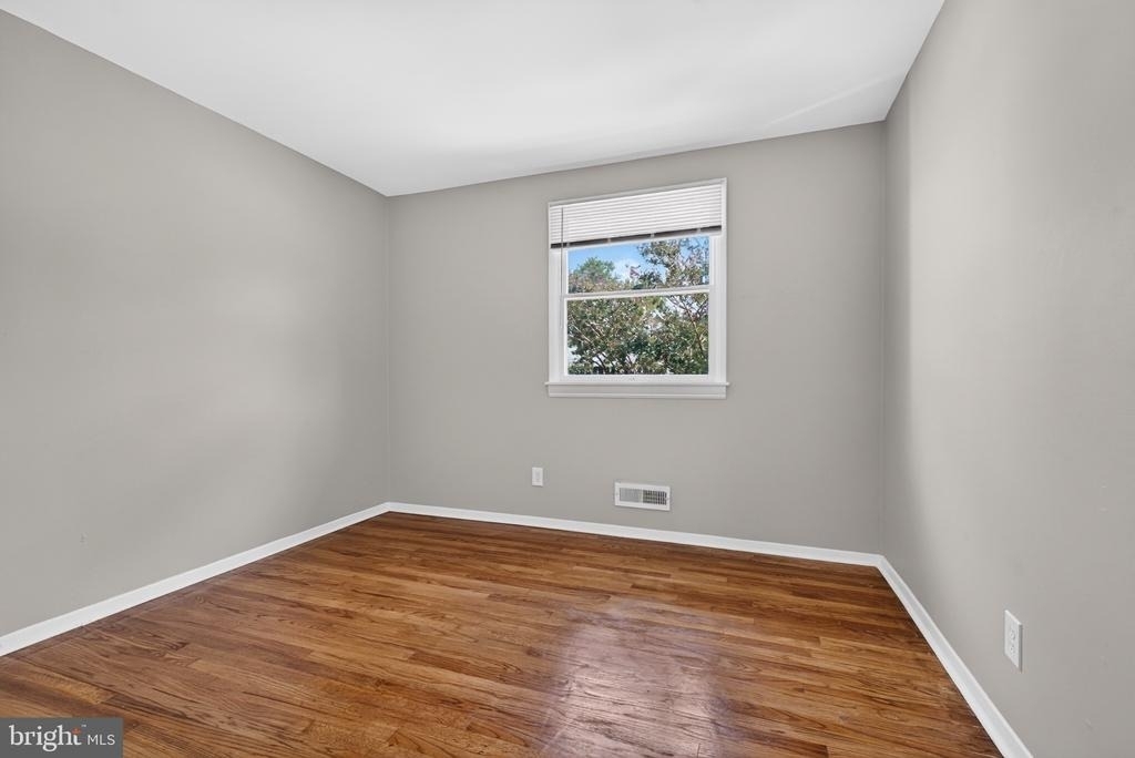 2112 Folkstone Road - Photo 15