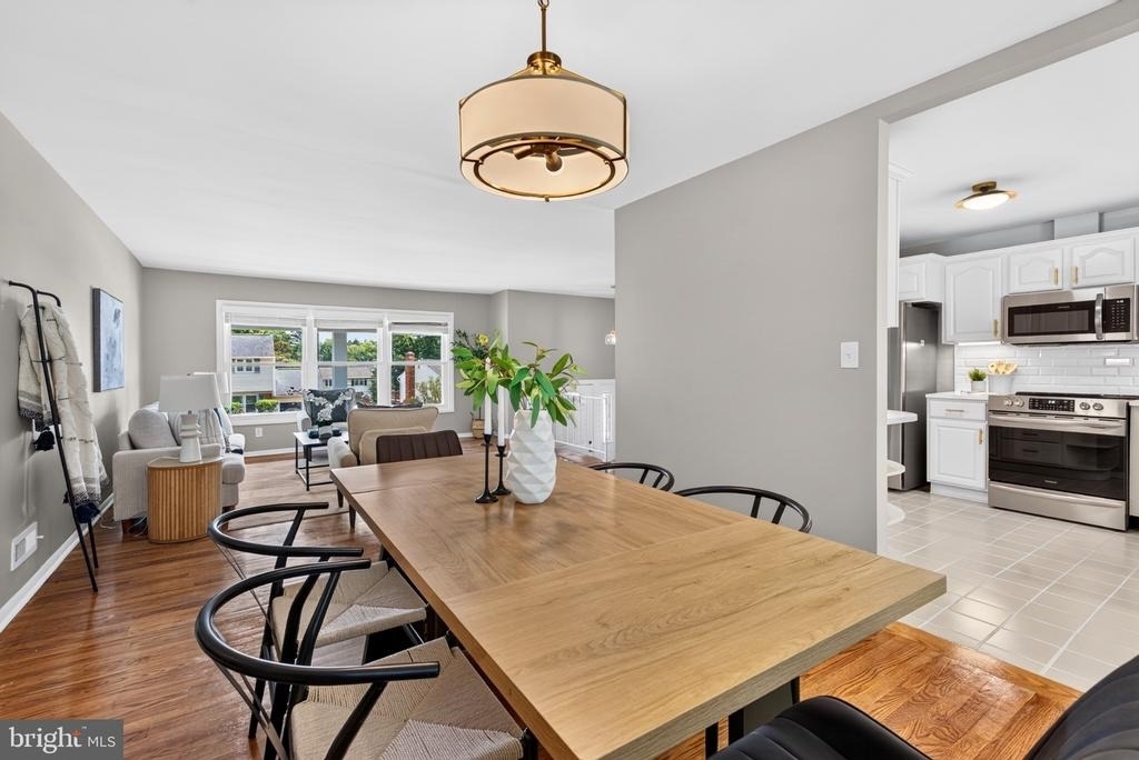 2112 Folkstone Road - Photo 5