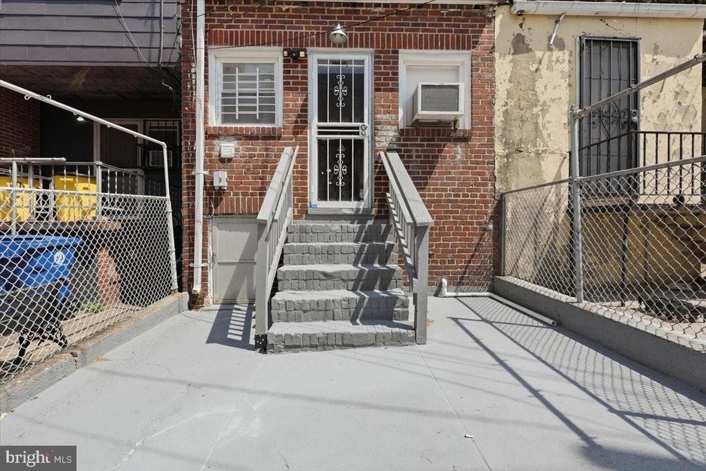 2907 Mcelderry Street - Photo 23