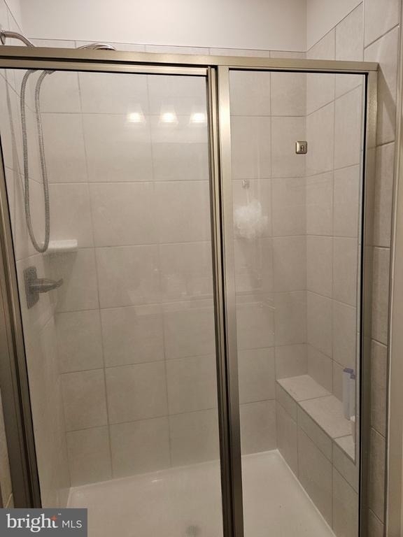553 Levanna Lane - Photo 10