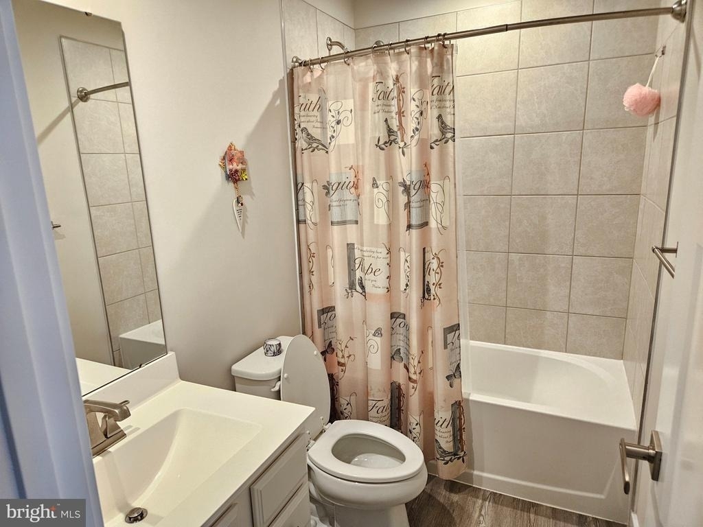 553 Levanna Lane - Photo 11