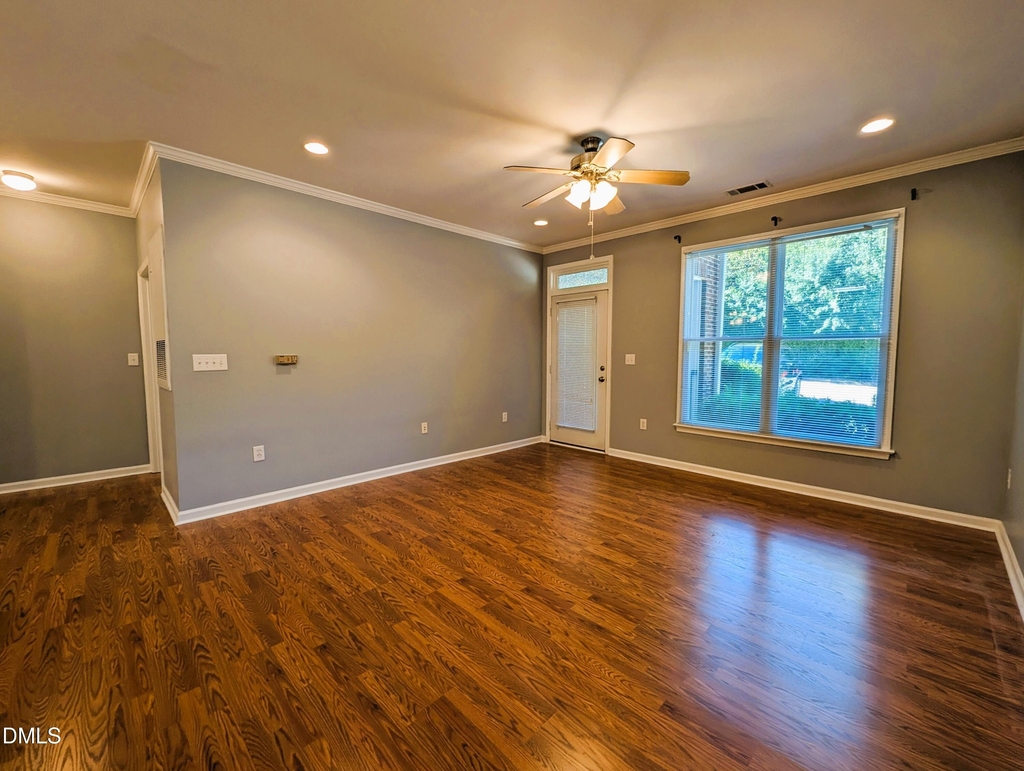 113 Fountain Springs Road - Photo 2