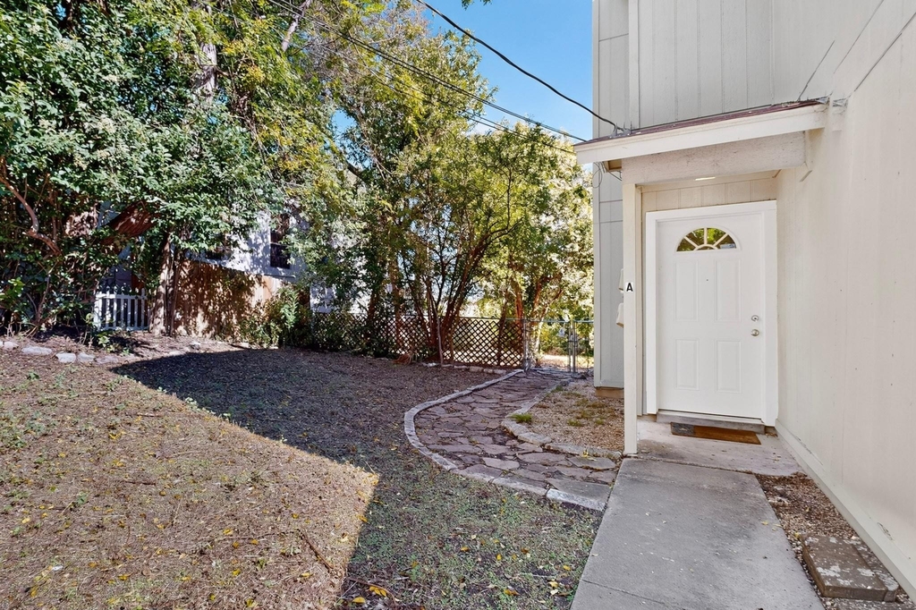 3312 Thomas Kincheon St - Photo 4