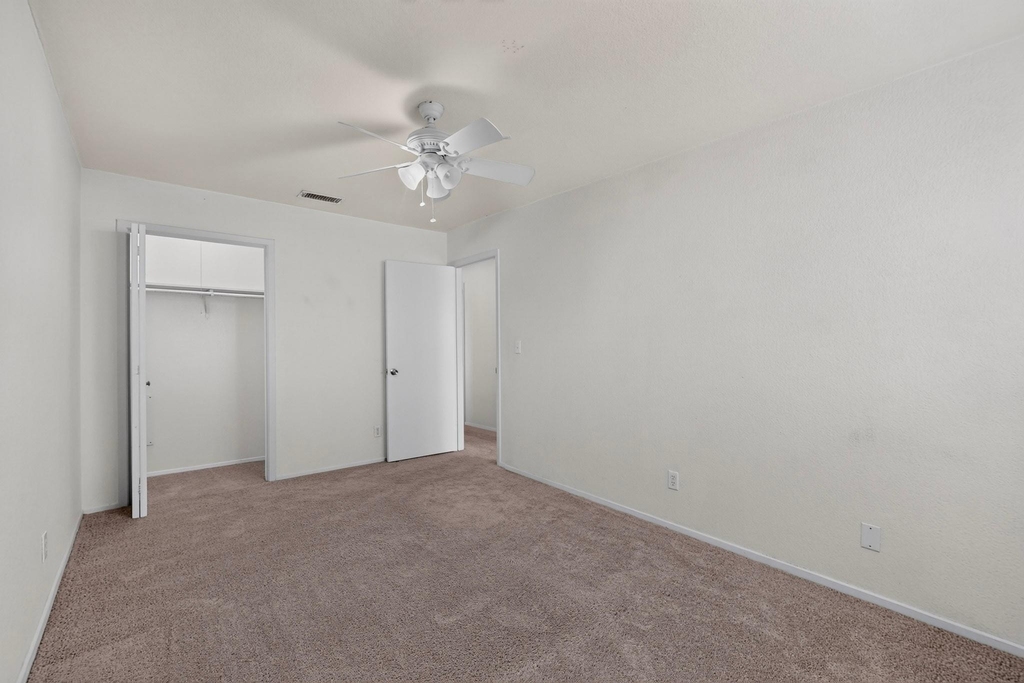 3312 Thomas Kincheon St - Photo 24