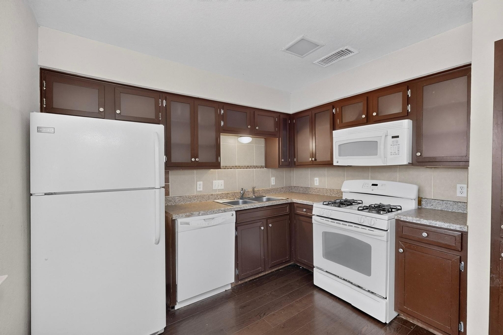 3312 Thomas Kincheon St - Photo 11