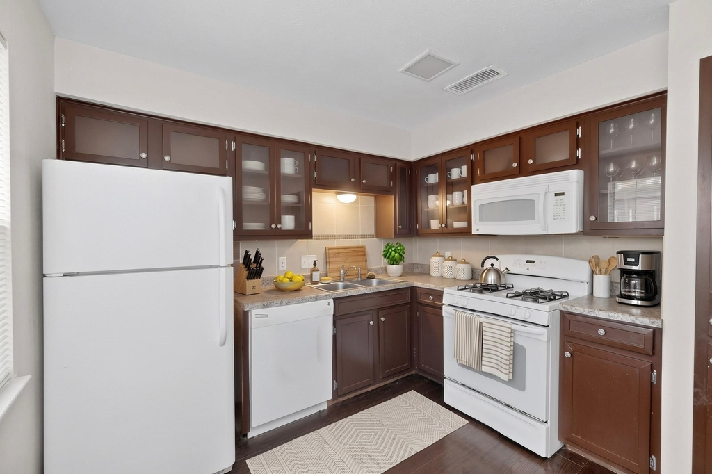 3312 Thomas Kincheon St - Photo 9