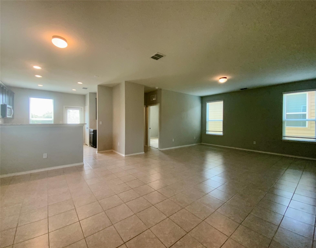 231 Elderberry - Photo 5