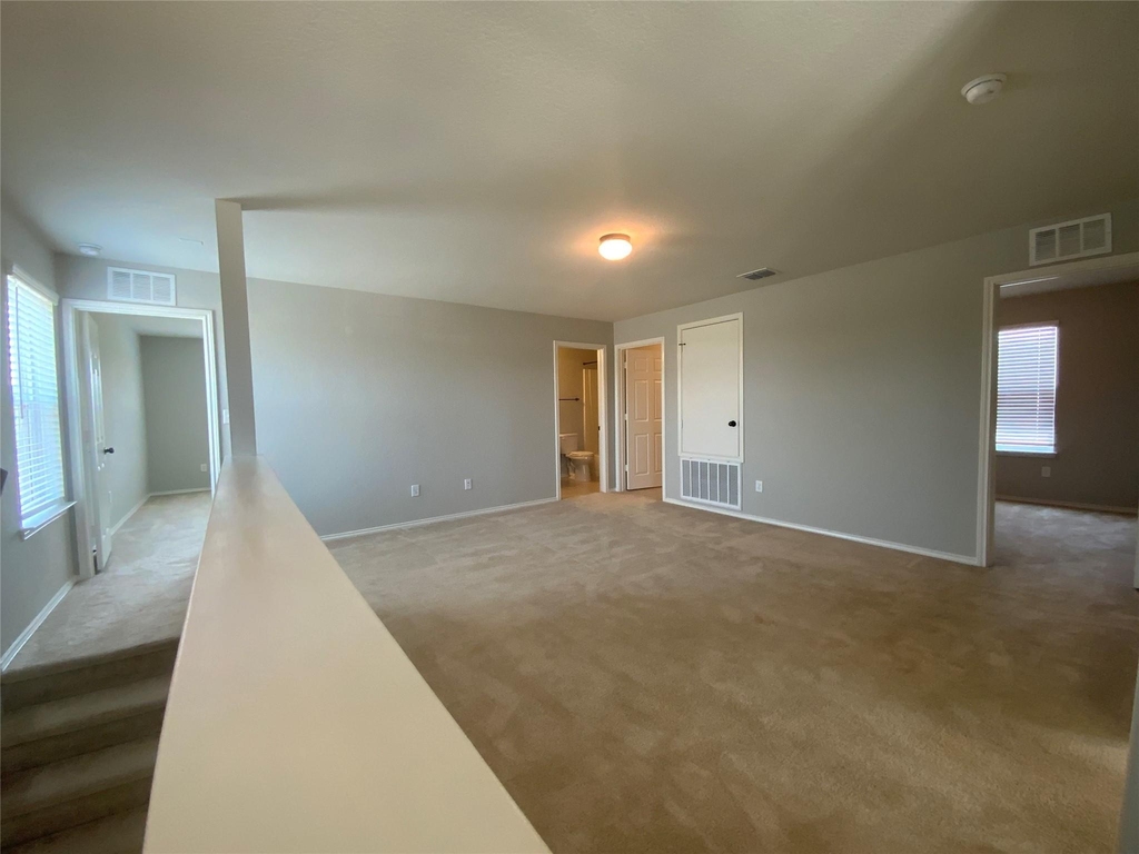 231 Elderberry - Photo 15