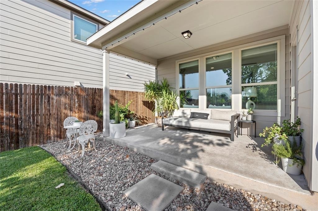 16004 Cessida St - Photo 6
