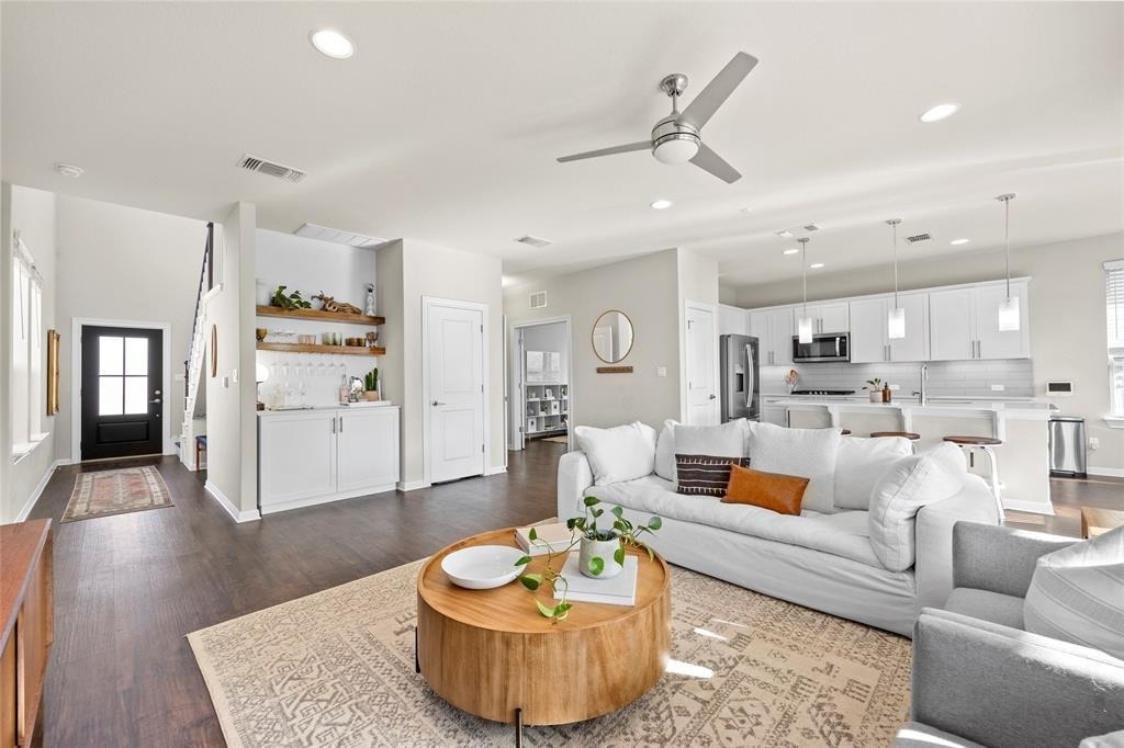 16004 Cessida St - Photo 14