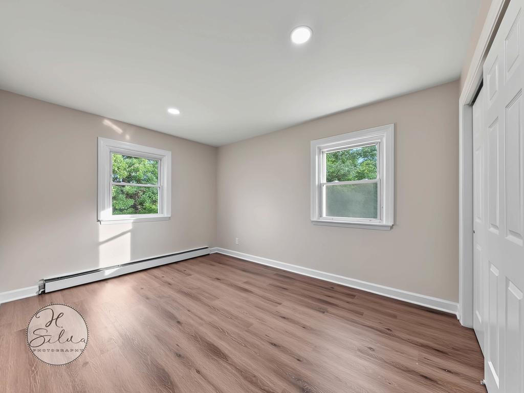 15 Arrowhead Drive - Photo 8