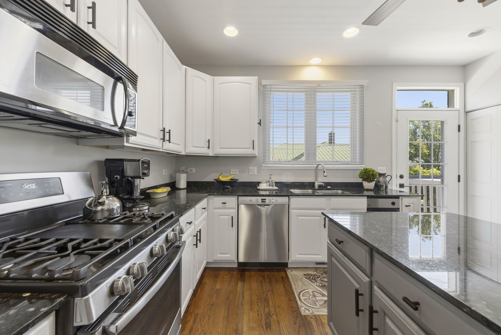 231 N West Street - Photo 6