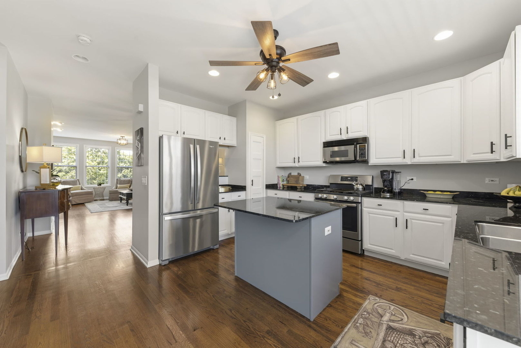 231 N West Street - Photo 5