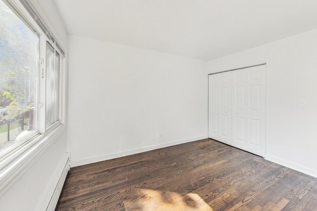 6000 N Winthrop Avenue - Photo 12