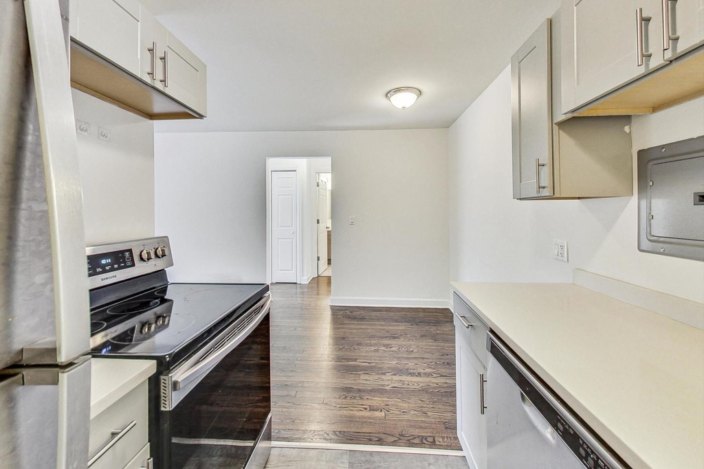 6000 N Winthrop Avenue - Photo 10