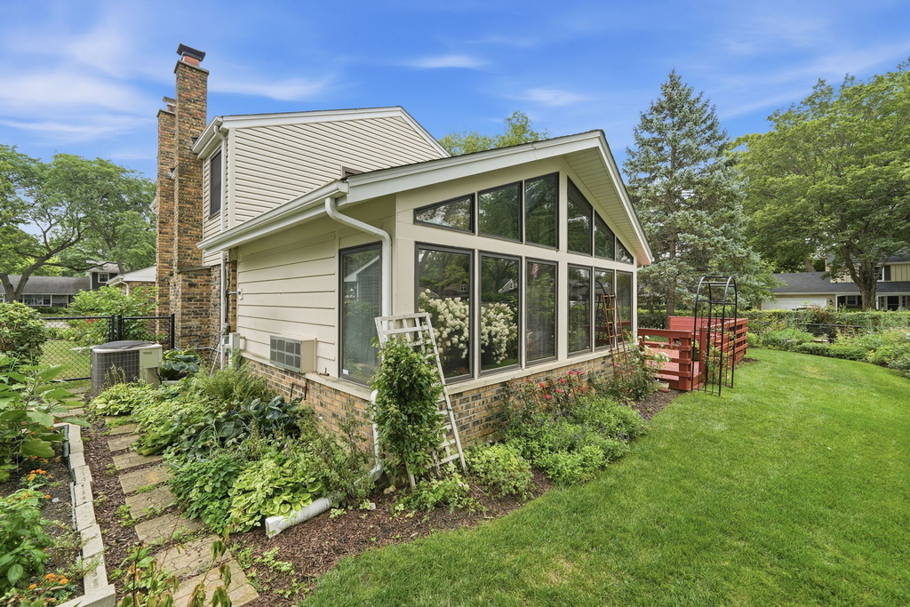 902 N Rohlwing Road - Photo 35