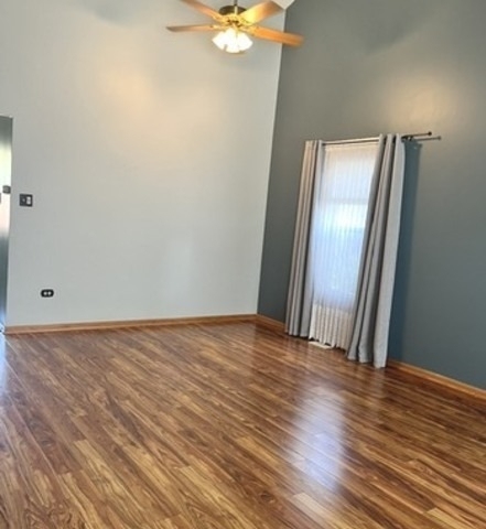 1005 Singer Avenue - Photo 2