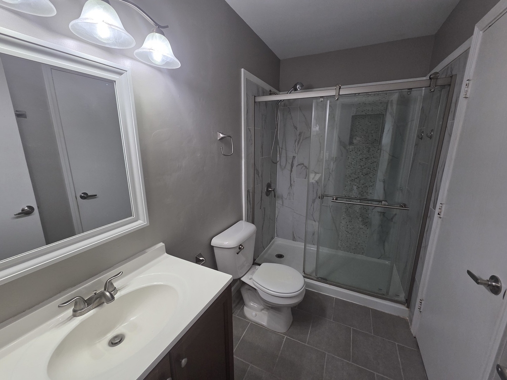 932 Manchester Court - Photo 8
