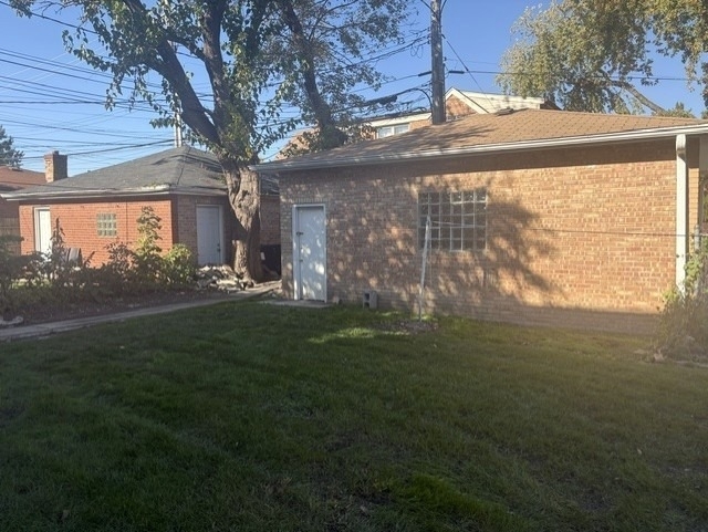 6834 W Diversey Avenue - Photo 13