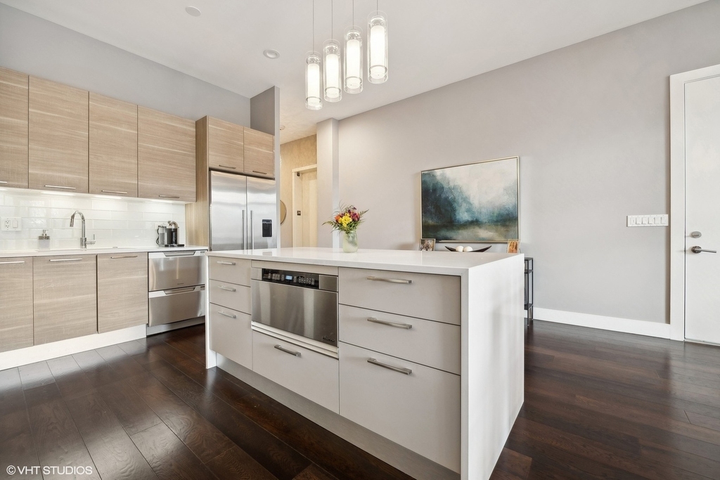 1116 W Adams Street - Photo 5