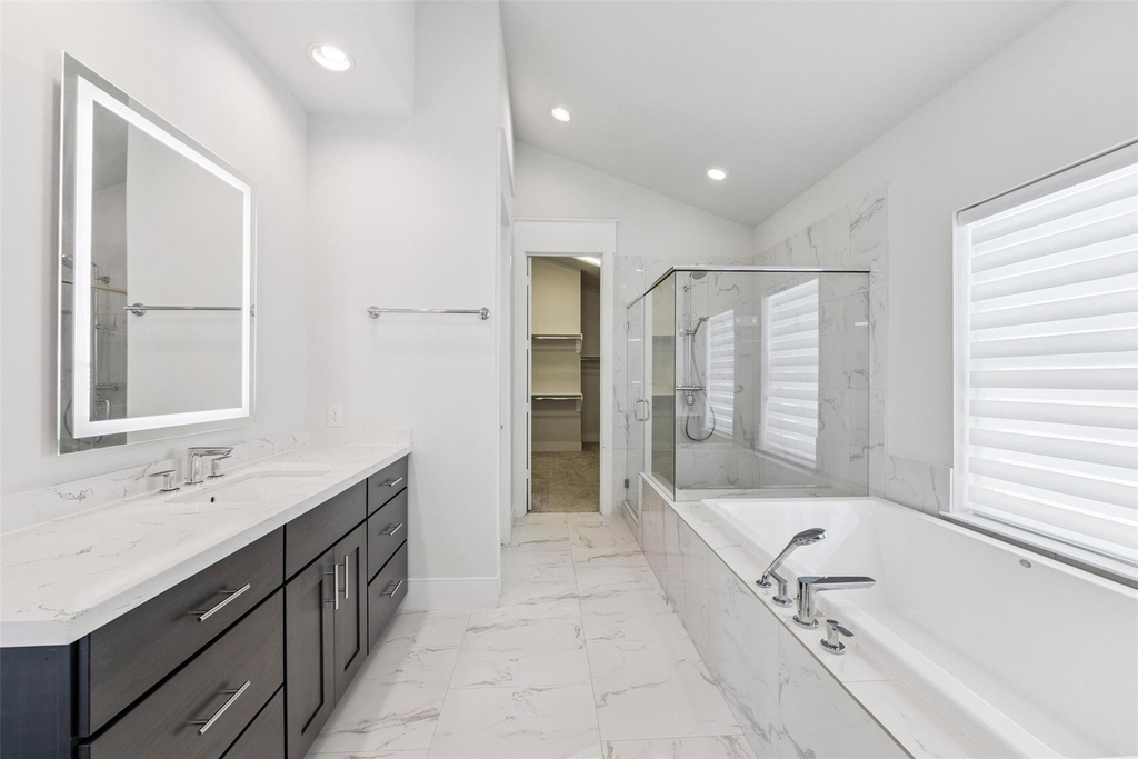 9803 Blissful Prairie Lane - Photo 15
