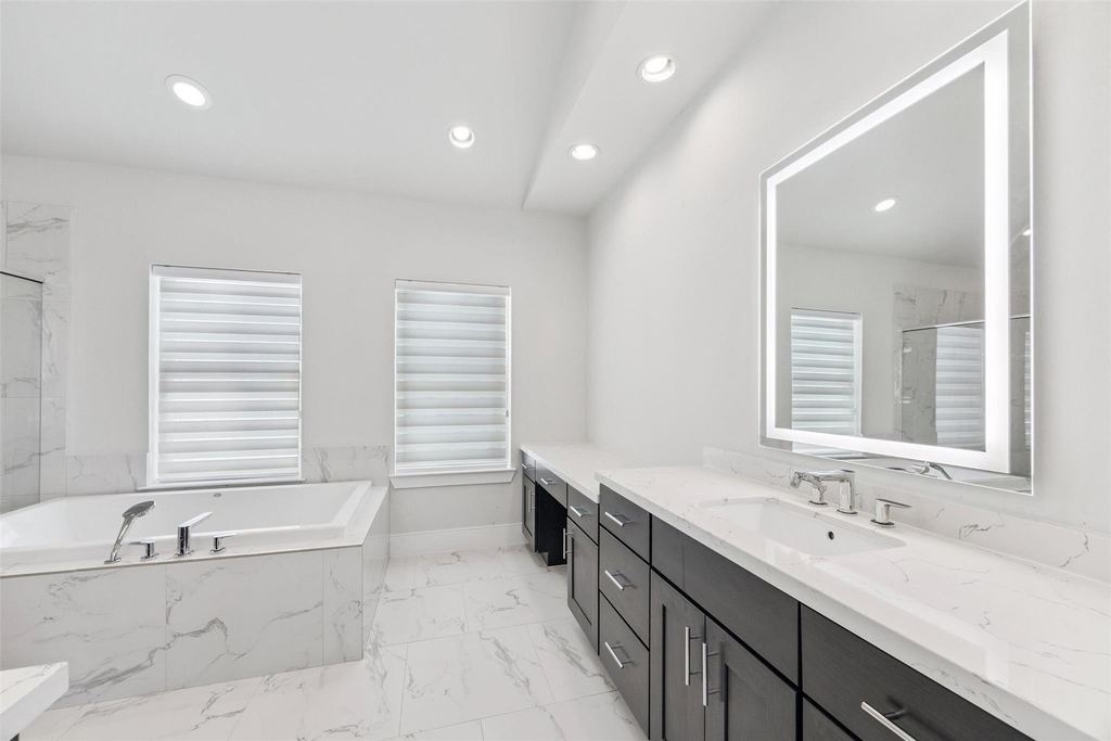 9803 Blissful Prairie Lane - Photo 14