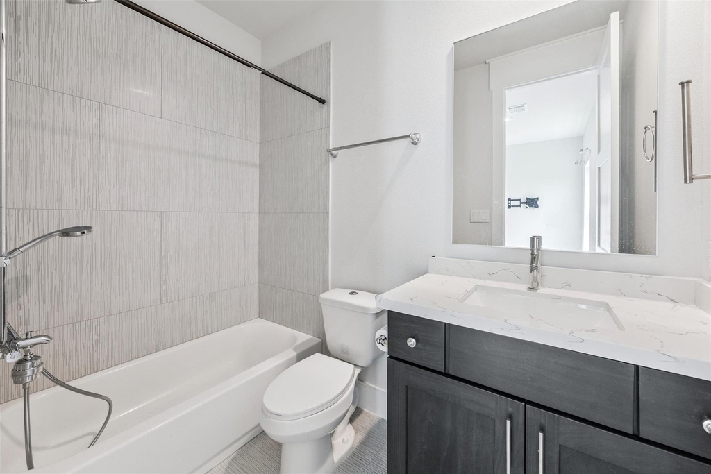 9803 Blissful Prairie Lane - Photo 20