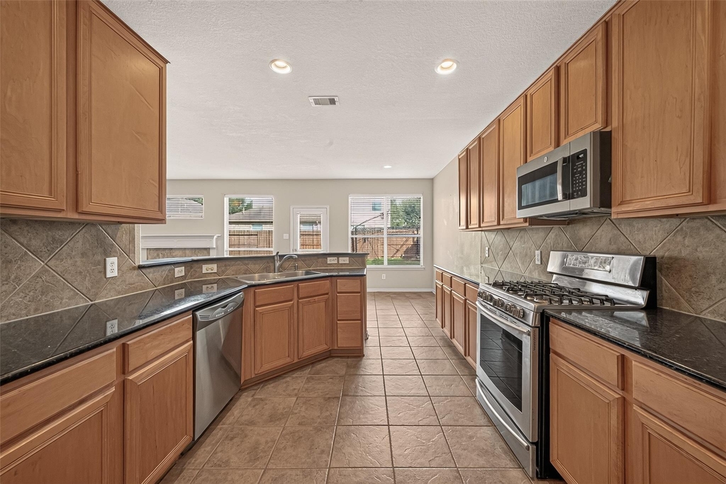 2914 Aspen Park Lane - Photo 15