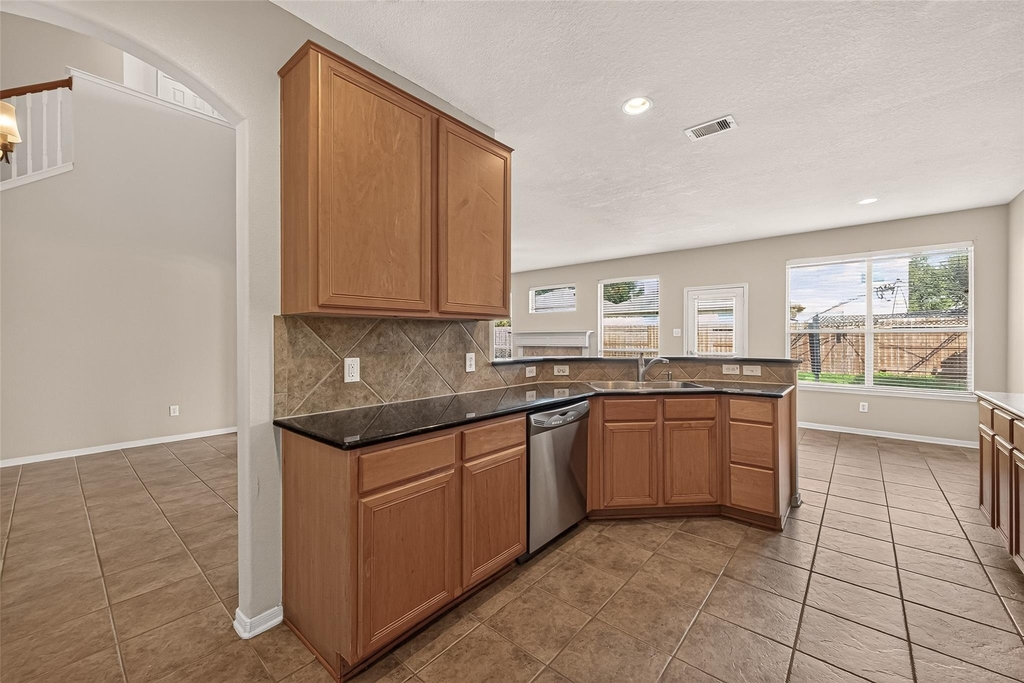 2914 Aspen Park Lane - Photo 16