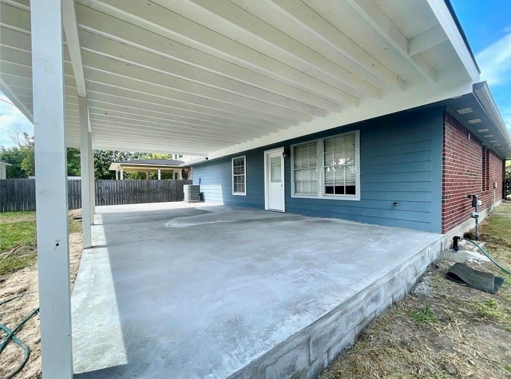 8010 Arrowhead Lane - Photo 4