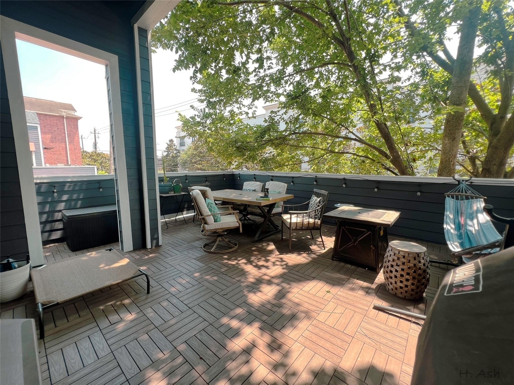 1014 Columbus Street - Photo 0