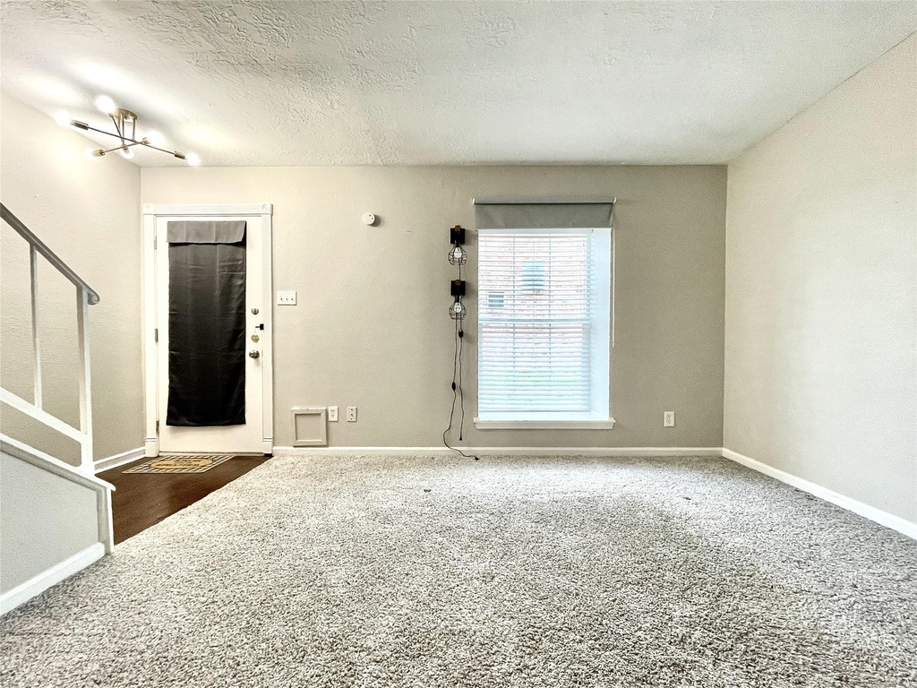 11525 Beechnut Street - Photo 8