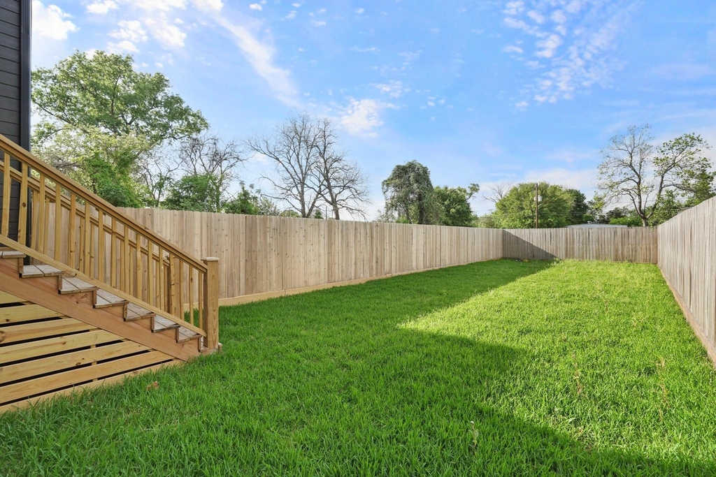 764 Dillard Street - Photo 22