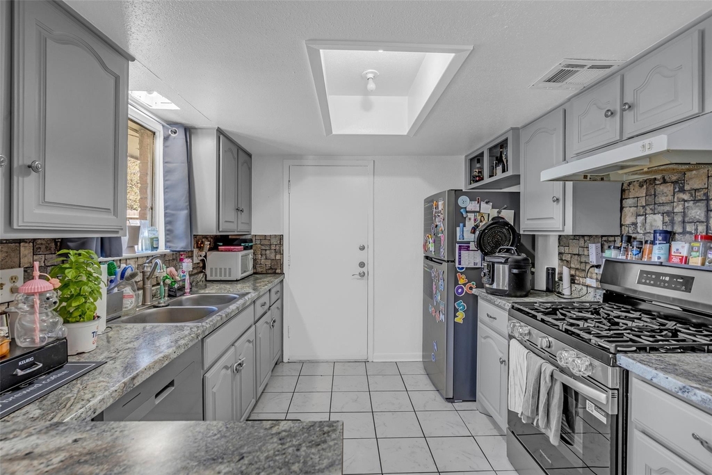2530 Meandering Trail - Photo 9
