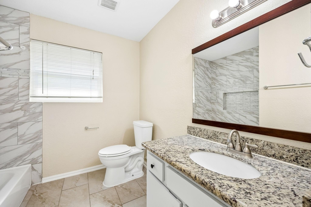 5226 W Bellfort Avenue - Photo 16