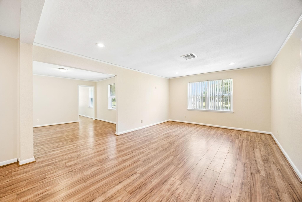 5226 W Bellfort Avenue - Photo 4
