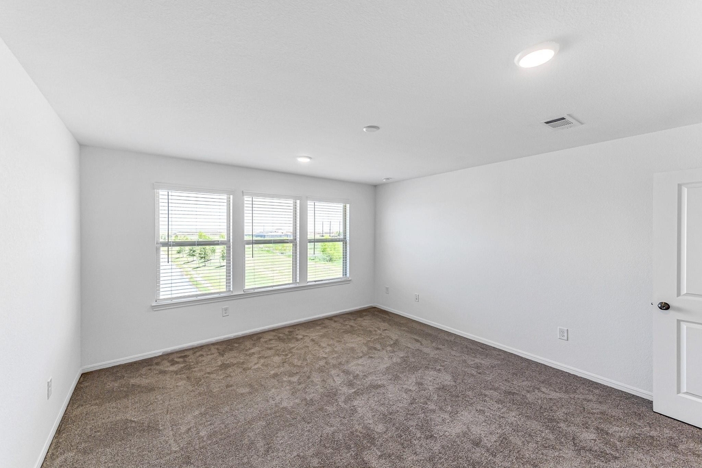 1029 Laguna Cove Drive - Photo 18