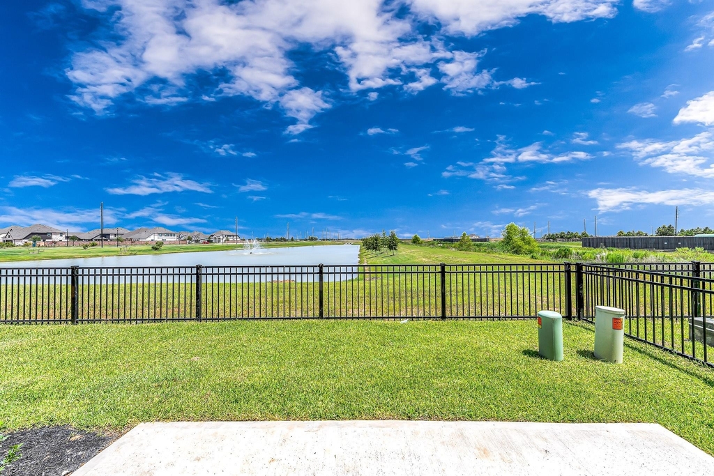 1029 Laguna Cove Drive - Photo 30