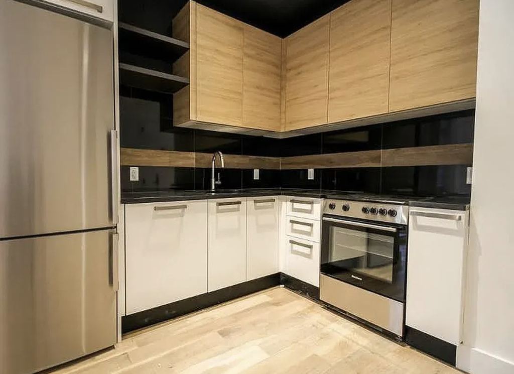 246 Johnson Avenue - Photo 1