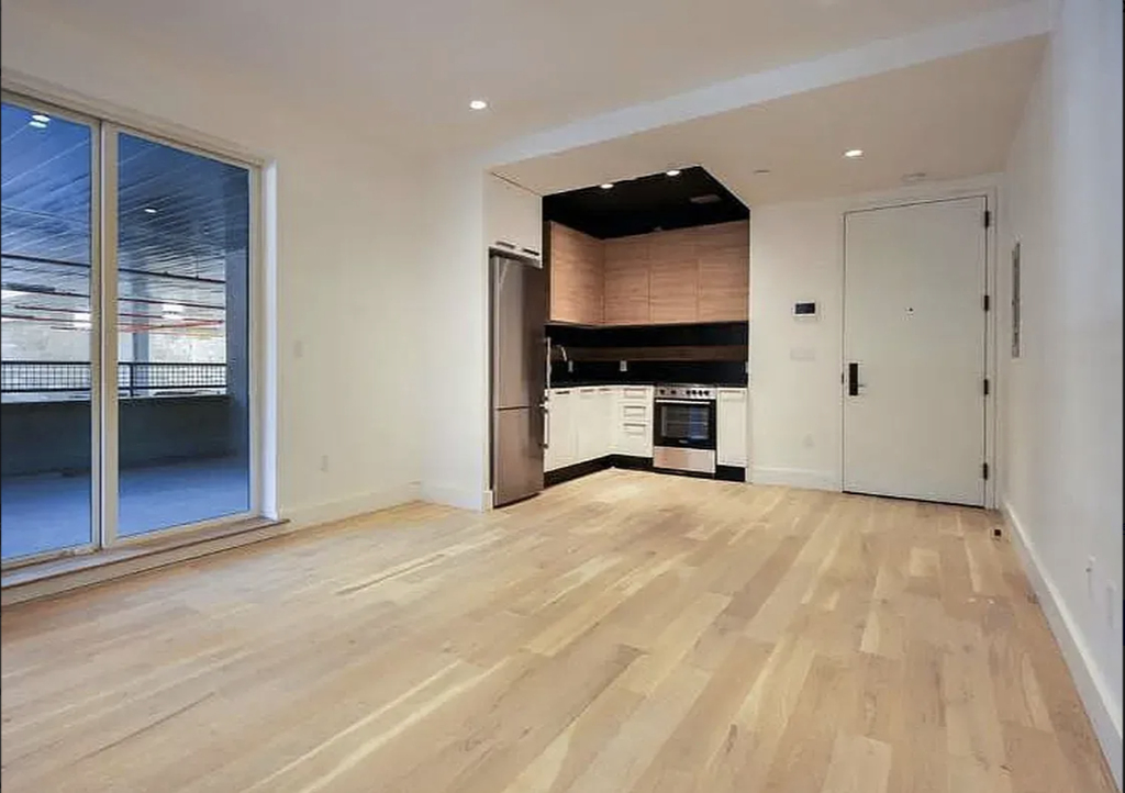 246 Johnson Avenue - Photo 0