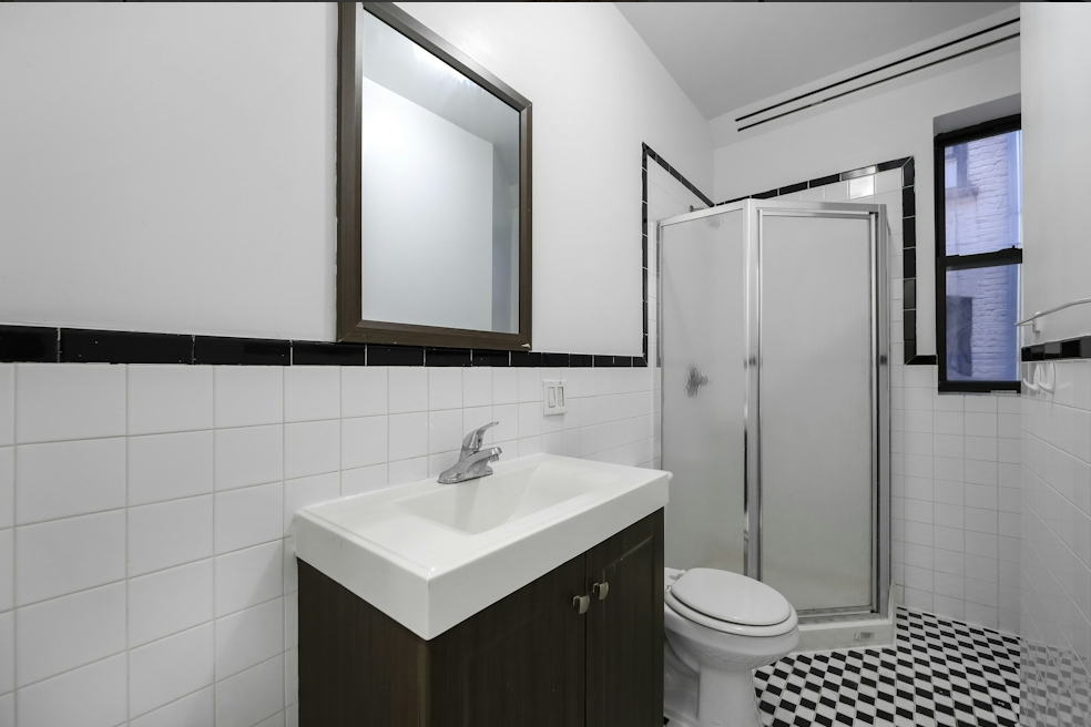 188 Claremont Avenue - Photo 9