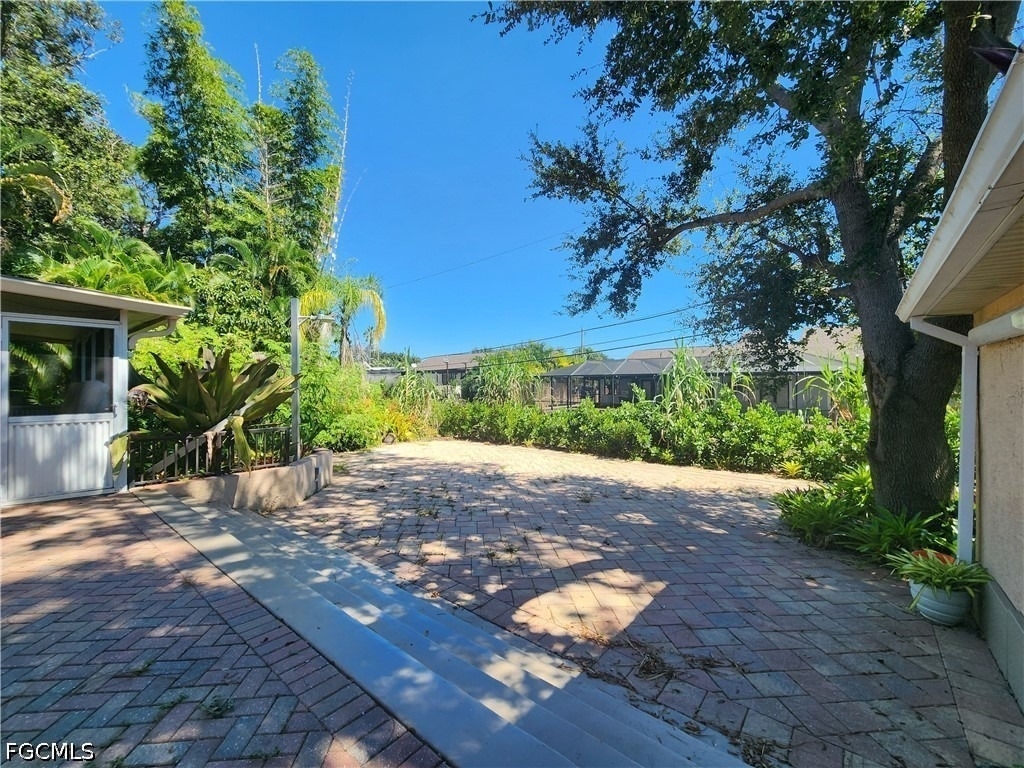 17165 Johnston Drive - Photo 8